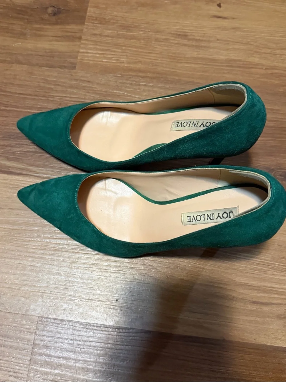 Joy In Love Green Pointed Suede Pumps